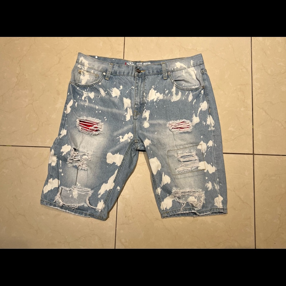 Vintage Americana jean shorts size 40 (preowned)